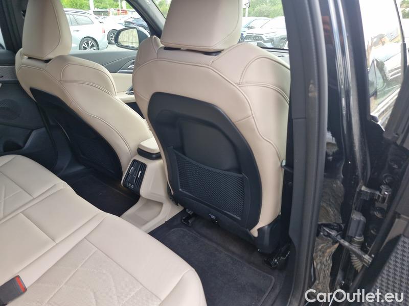  Bmw  X1  (2022)  xDrive30e AT 5d #13
