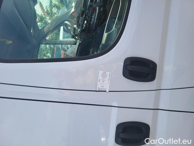  Fiat  Ducato   LCV 28 (290)(09.2019->)  2.2MTJ 140 33 L3H2 4d #33