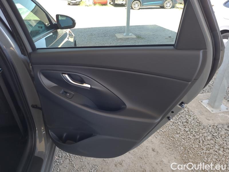 Hyundai  i30  (PD)(01.2017 ->)  kom.1.0 T-GDI N Line 5d #7