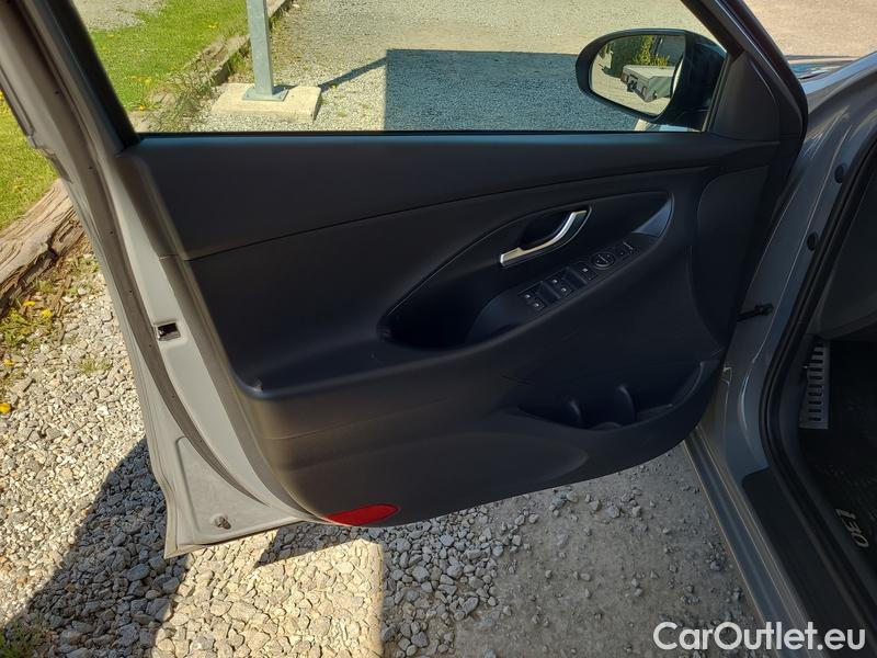  Hyundai  i30  (PD)(01.2017 ->)  kom.1.0 T-GDI N Line 5d #1