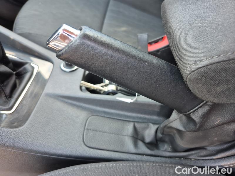  Skoda  Octavia  Combi  (5E5)(03.2017->)  Com 1.6TDI 85 Style #12
