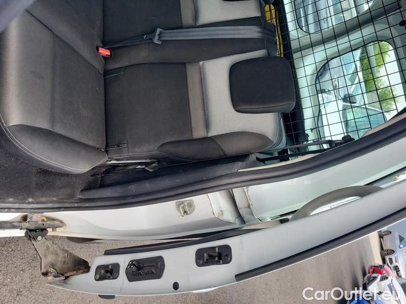  Renault  Kangoo  2 (2008)  1.5BdCi 95 Zen 5d #6