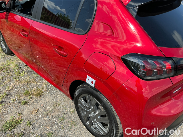  Peugeot  208  1.2PT 100 Active Pack 5d #15