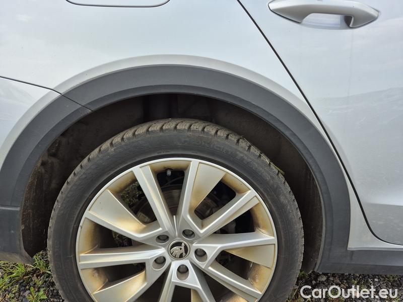  Skoda  Octavia  Combi (NX3)(2020) Oct.C. 2.0TDI 147 Scout 4x4 AT #17