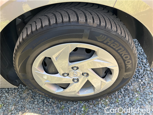 Hyundai  i20  1.2i 62 Comfort Club 5d #9