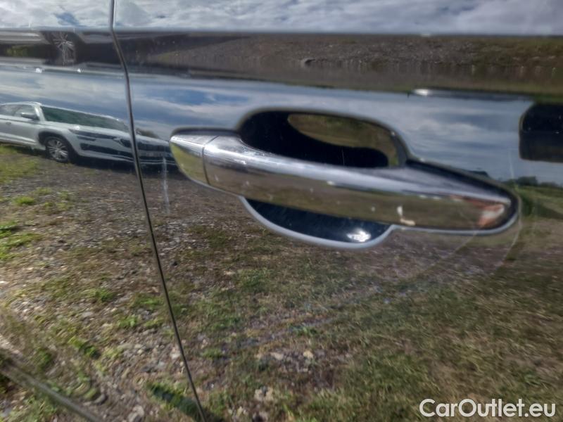  Opel  Corsa  F (2019)  1.5CDTI 75 Elegance 5d #23
