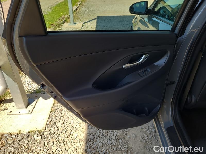  Hyundai  i30  (PD)(01.2017 ->)  kom.1.0 T-GDI N Line 5d #4