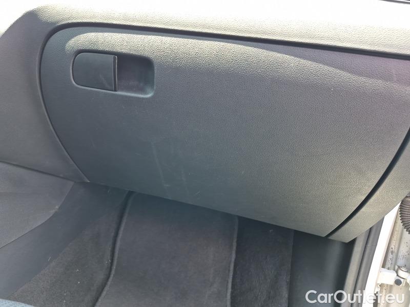  Skoda  Octavia  Combi  (5E5)(03.2017->)  Com 1.6TDI 85 Style #22