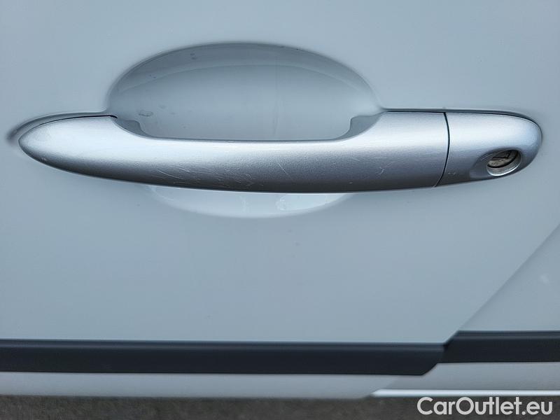  Renault  Kangoo  2 (2008)  1.5BdCi 95 Zen 5d #28