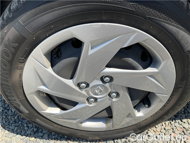  Hyundai  i20  1.2i 62 Comfort Club 5d #7