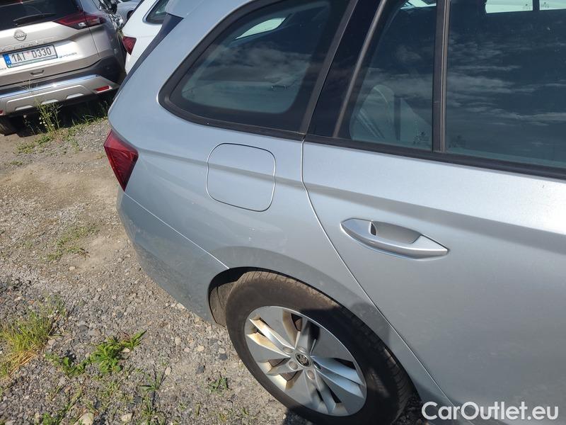  Skoda  Octavia  Combi (NX3)(2020) Oct.Combi 2.0TDI 110 Ambit. AT #4