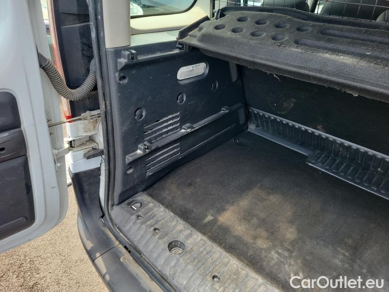  Renault  Kangoo  2 (2008)  1.5BdCi 95 Zen 5d #20