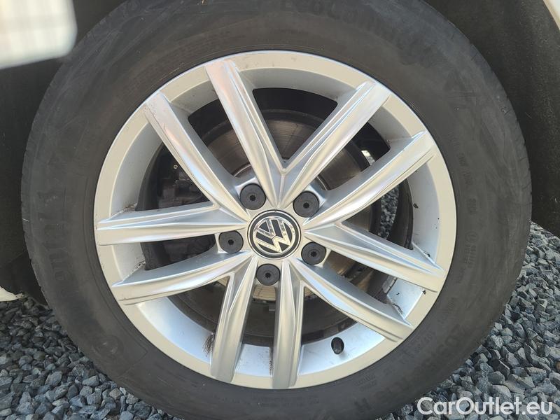  Volkswagen  Golf  VIII (CD1) (2019) 1.5TSI 110 Highline AT #7