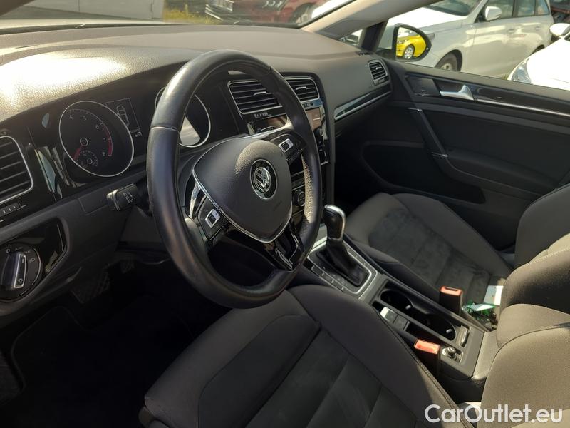  Volkswagen  Golf  VIII (CD1) (2019) 1.5TSI 110 Highline AT #2