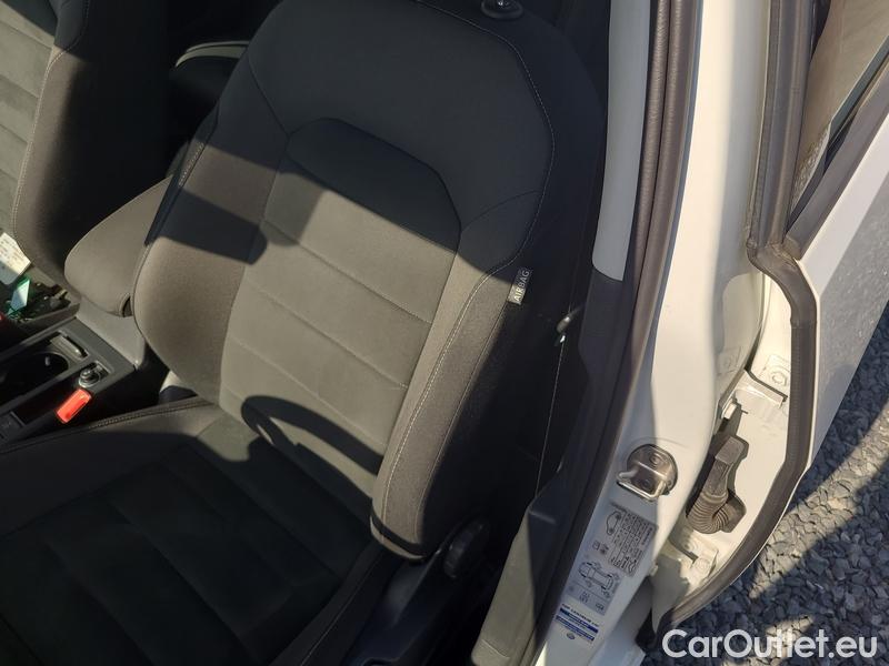  Volkswagen  Golf  VIII (CD1) (2019) 1.5TSI 110 Highline AT #5