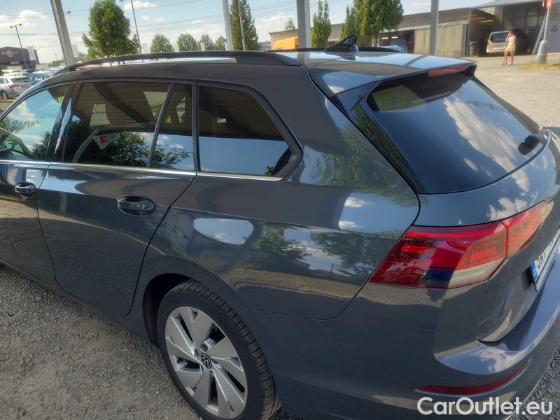  Volkswagen  Golf  VIII (CD1) (2019) Var.2.0TDI 110 Style 5d #6