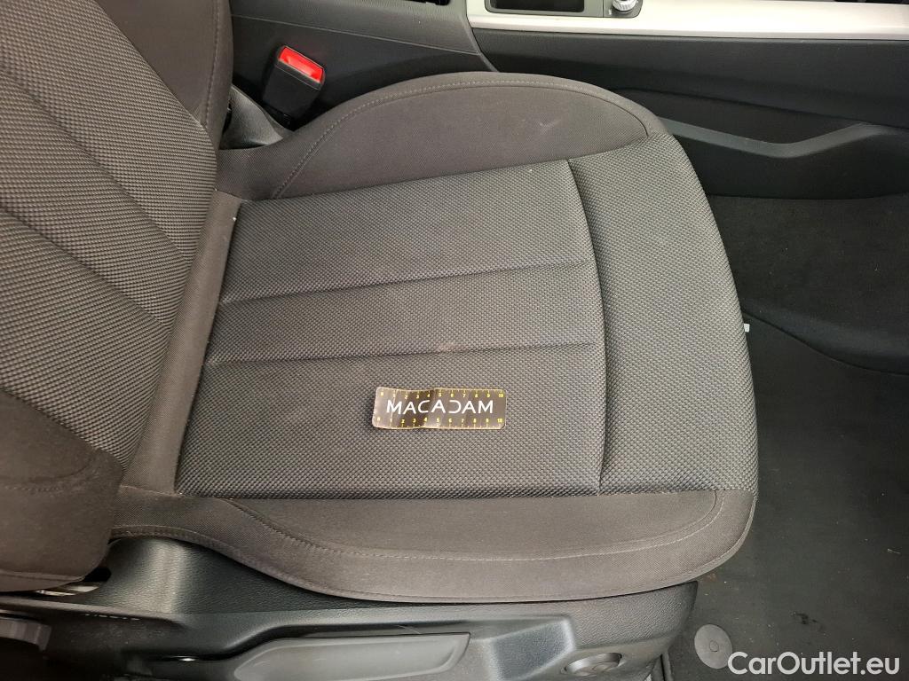  Audi  A4  Avant 35 TDI Business Line 2.0 TDI 165CV BVA7 E6d #48