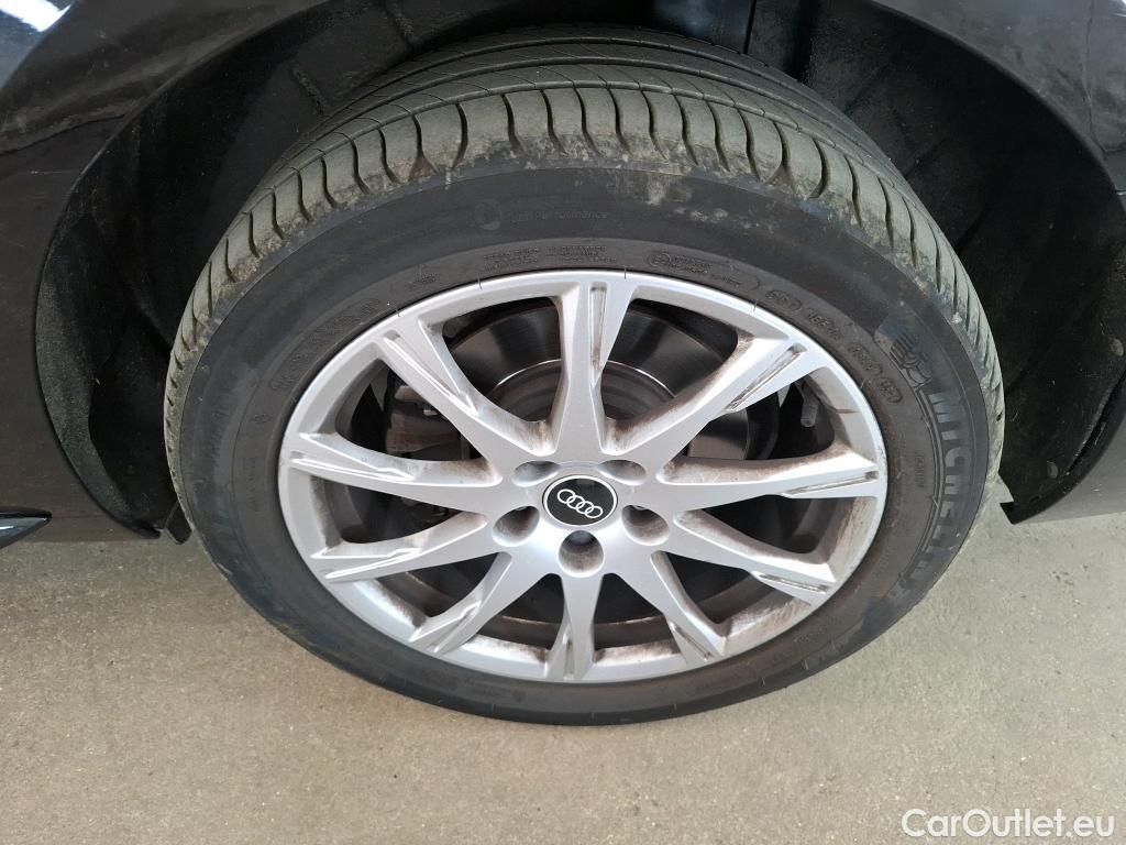  Audi  A4  Avant 35 TDI Business Line 2.0 TDI 165CV BVA7 E6d #60