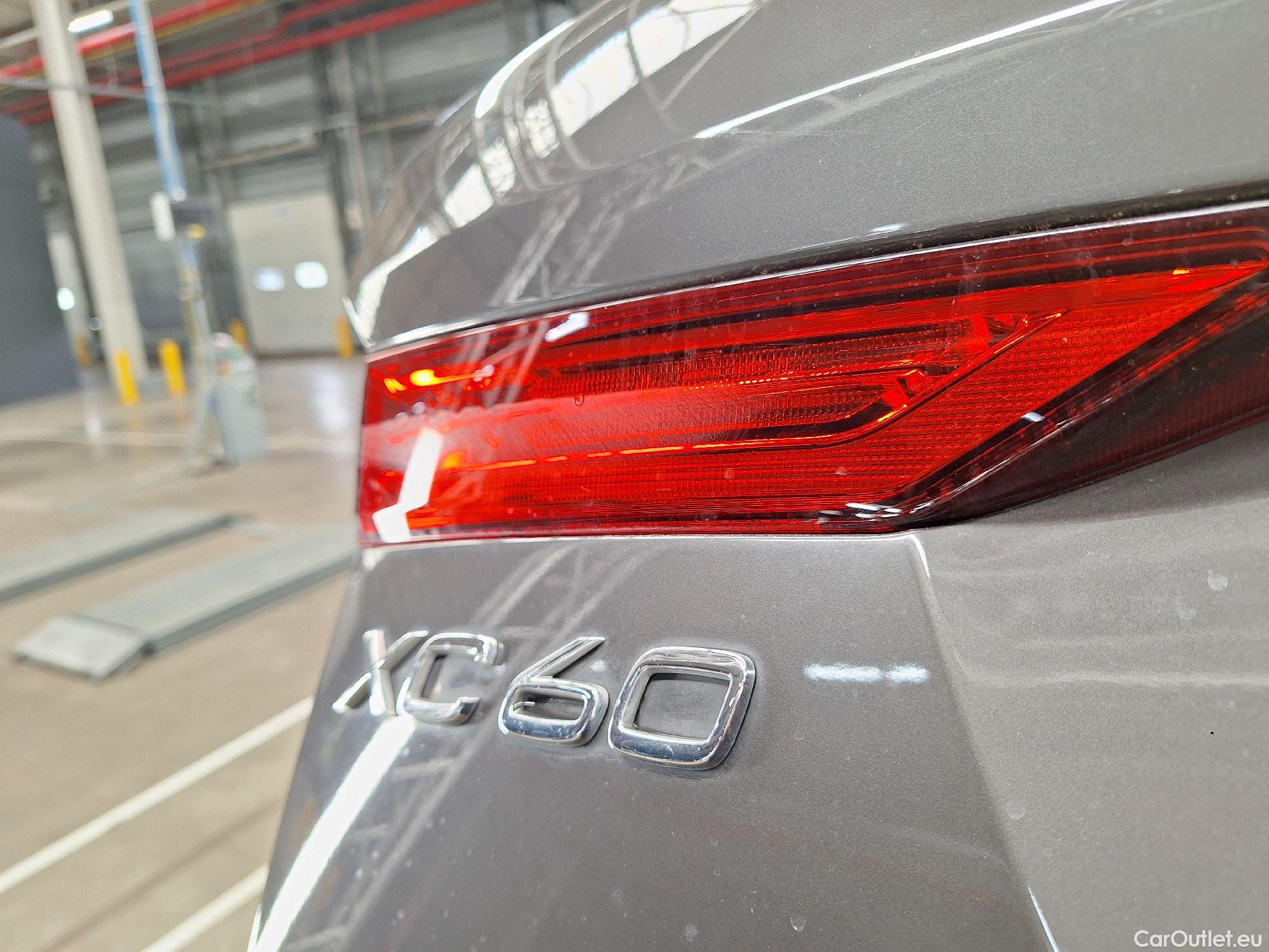  Volvo  XC60 Volvo,  FL'21 PHEV, Volvo  T6 PHEV 4x4 Inscription Expr. Aut. 5d #7