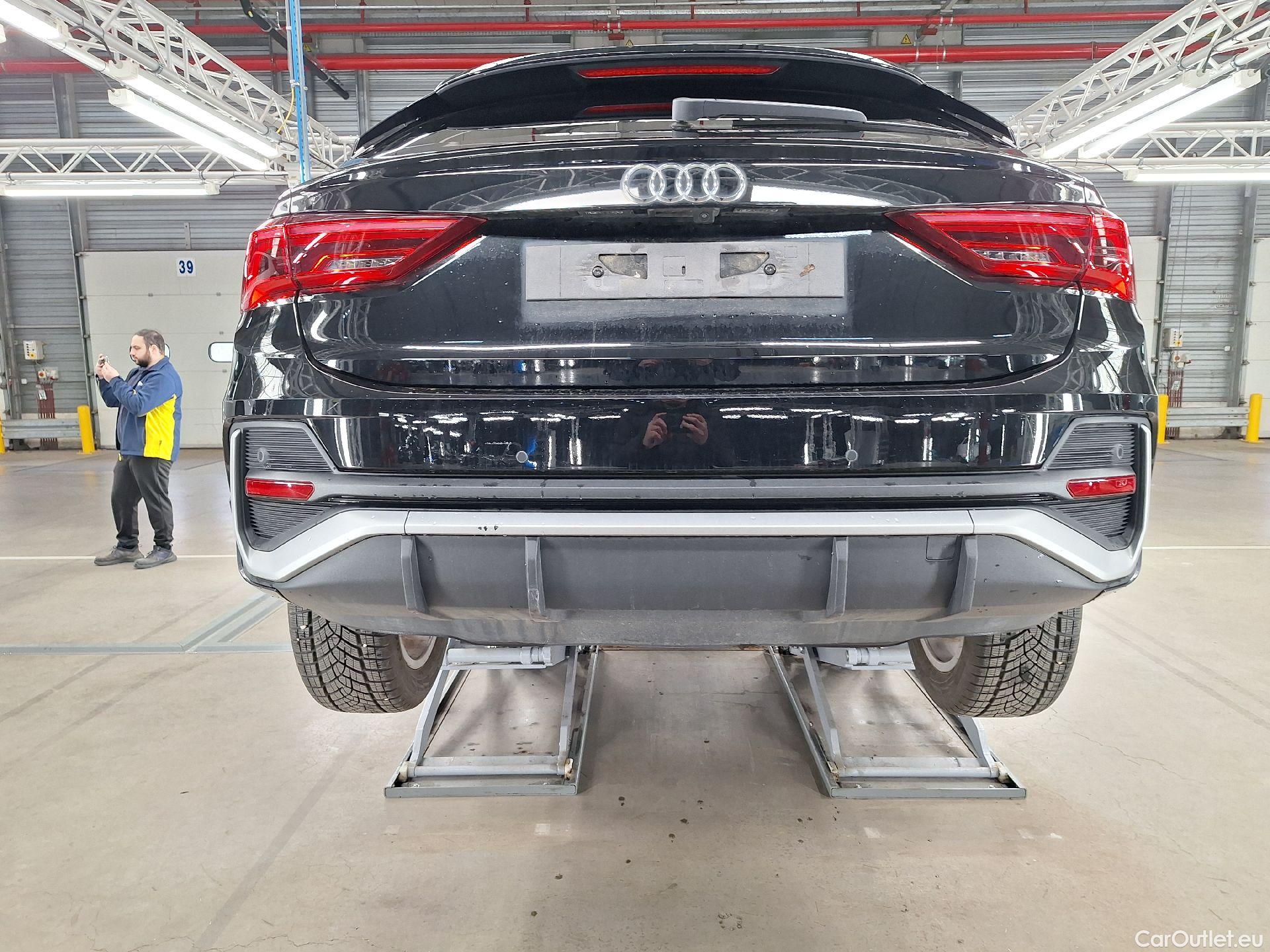  Audi  Q3 Audi,  SB '19 PHEV, Audi  Sportback 45 TFSI e S tronic S Line 5d #5