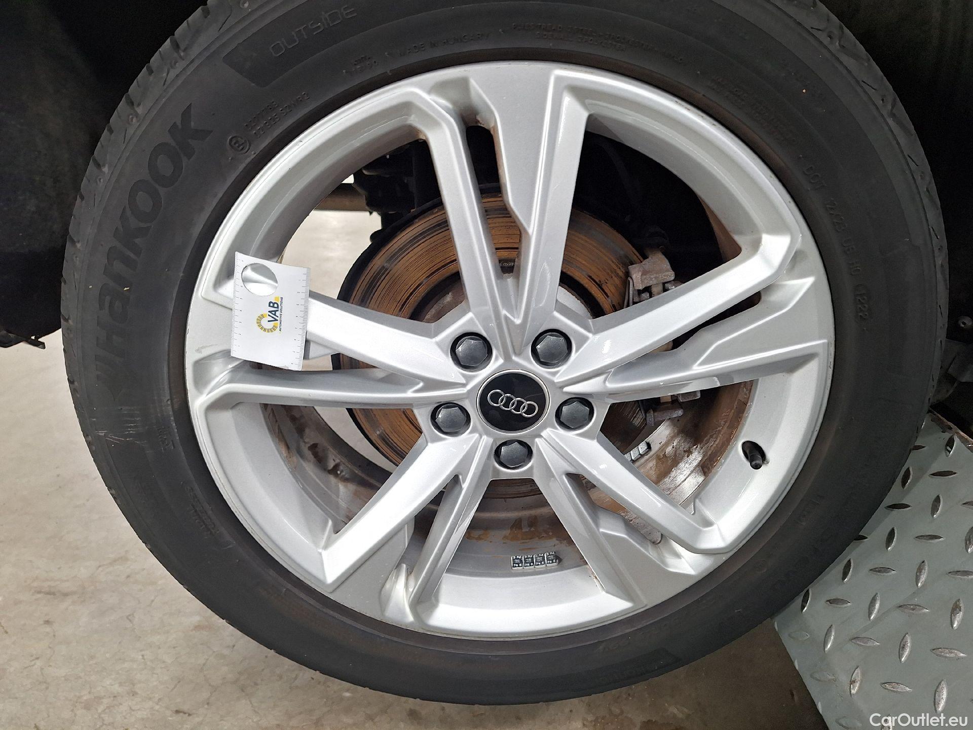  Audi  Q3 Audi,  '18 PHEV, Audi  45 TFSI e S tronic S Line 5d #39