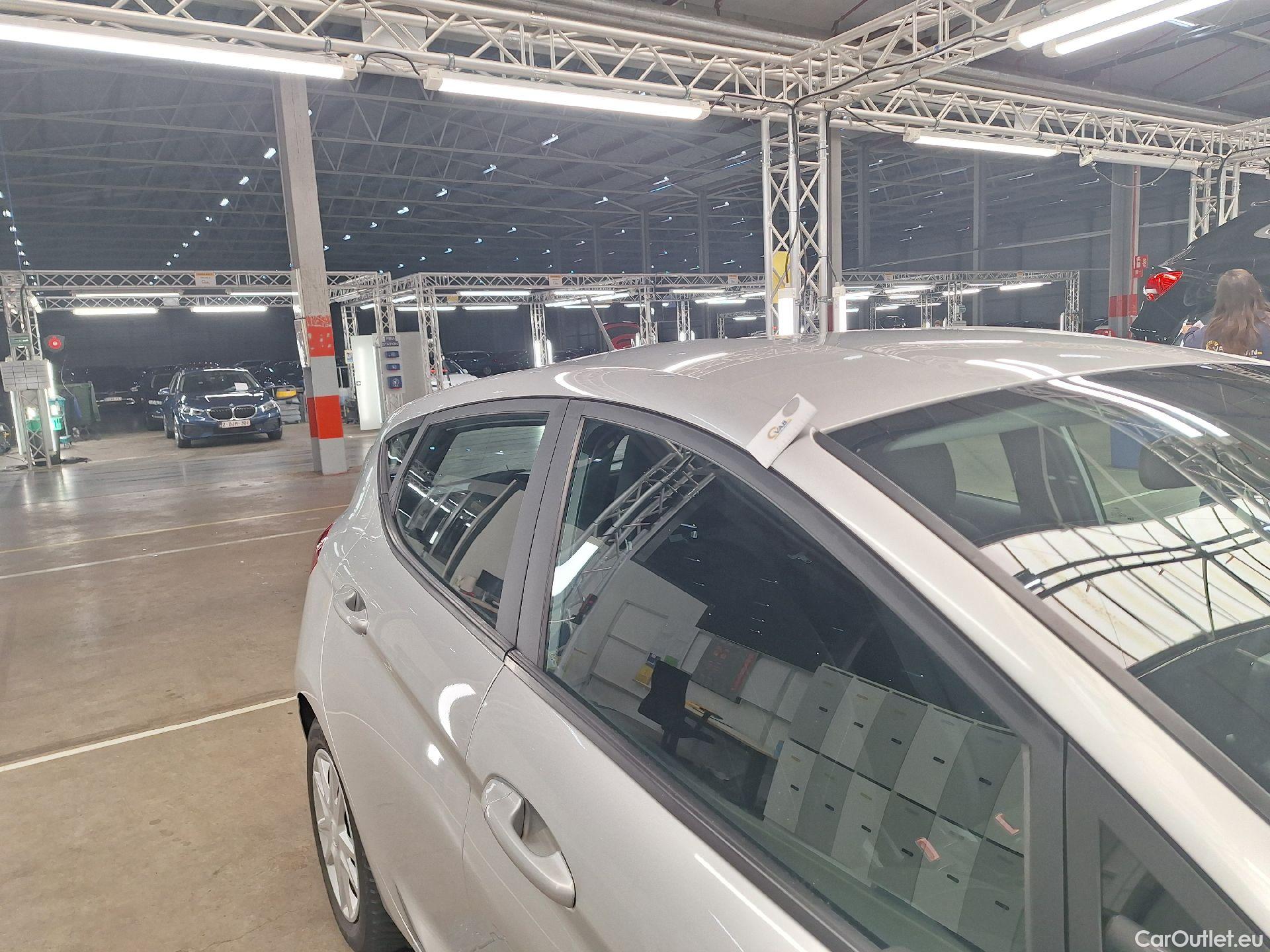  Ford  Fiesta Ford,  '17, Ford  1.1i 52kW Business Class 5d #5