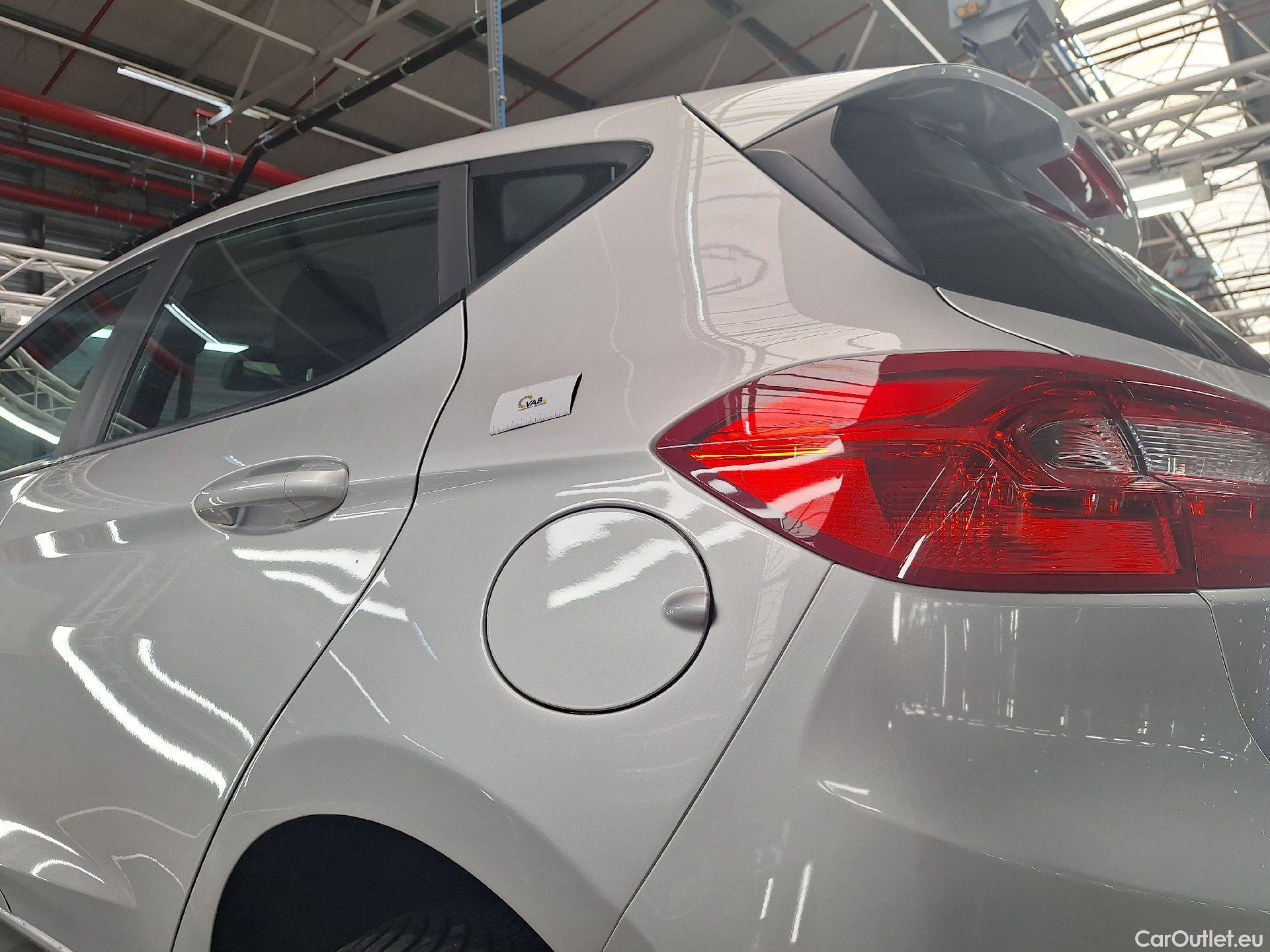  Ford  Fiesta Ford,  '17, Ford  1.1i 52kW Business Class 5d #17