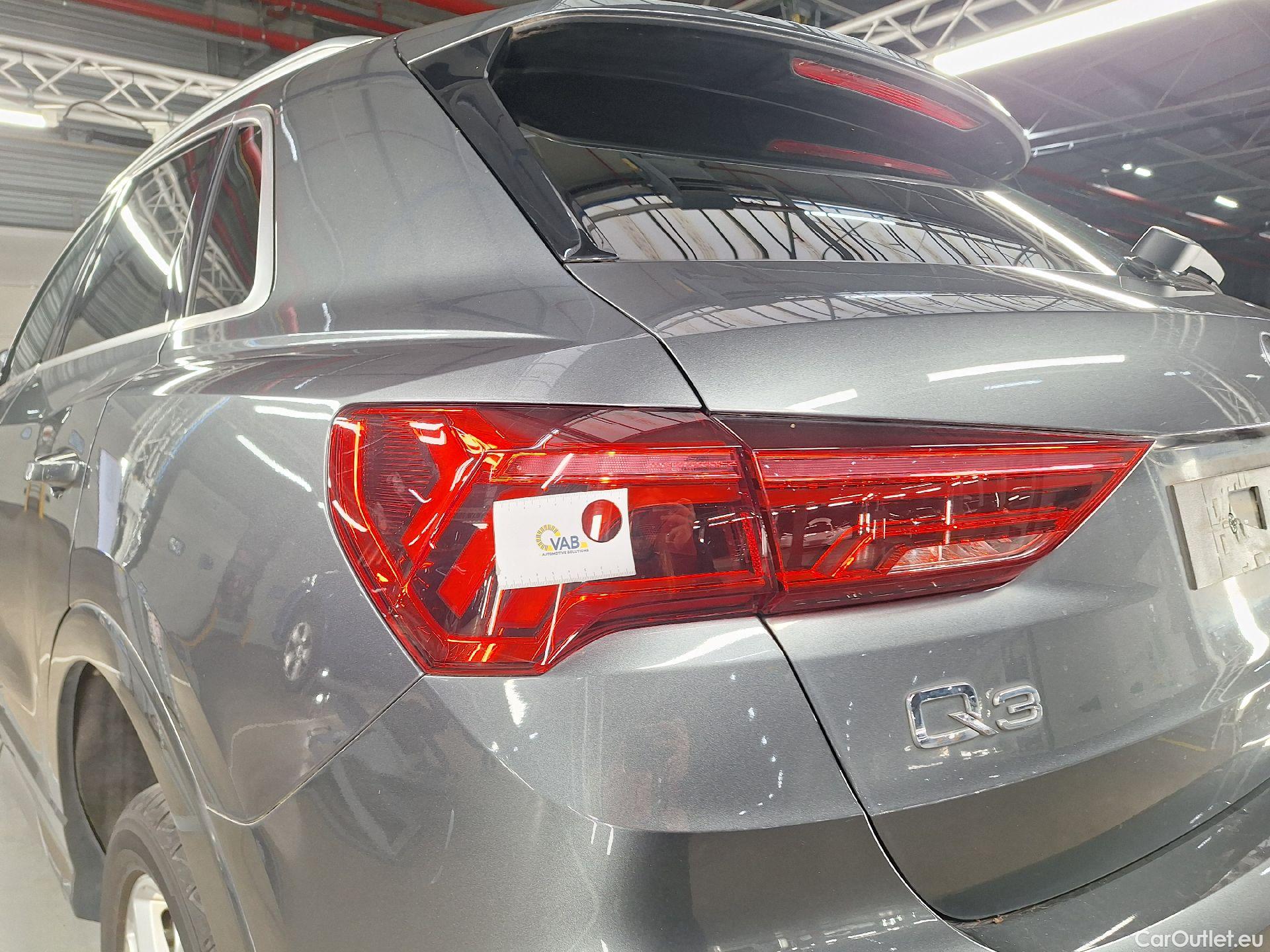  Audi  Q3 Audi,  '18 PHEV, Audi  45 TFSI e S tronic S Line 5d #25