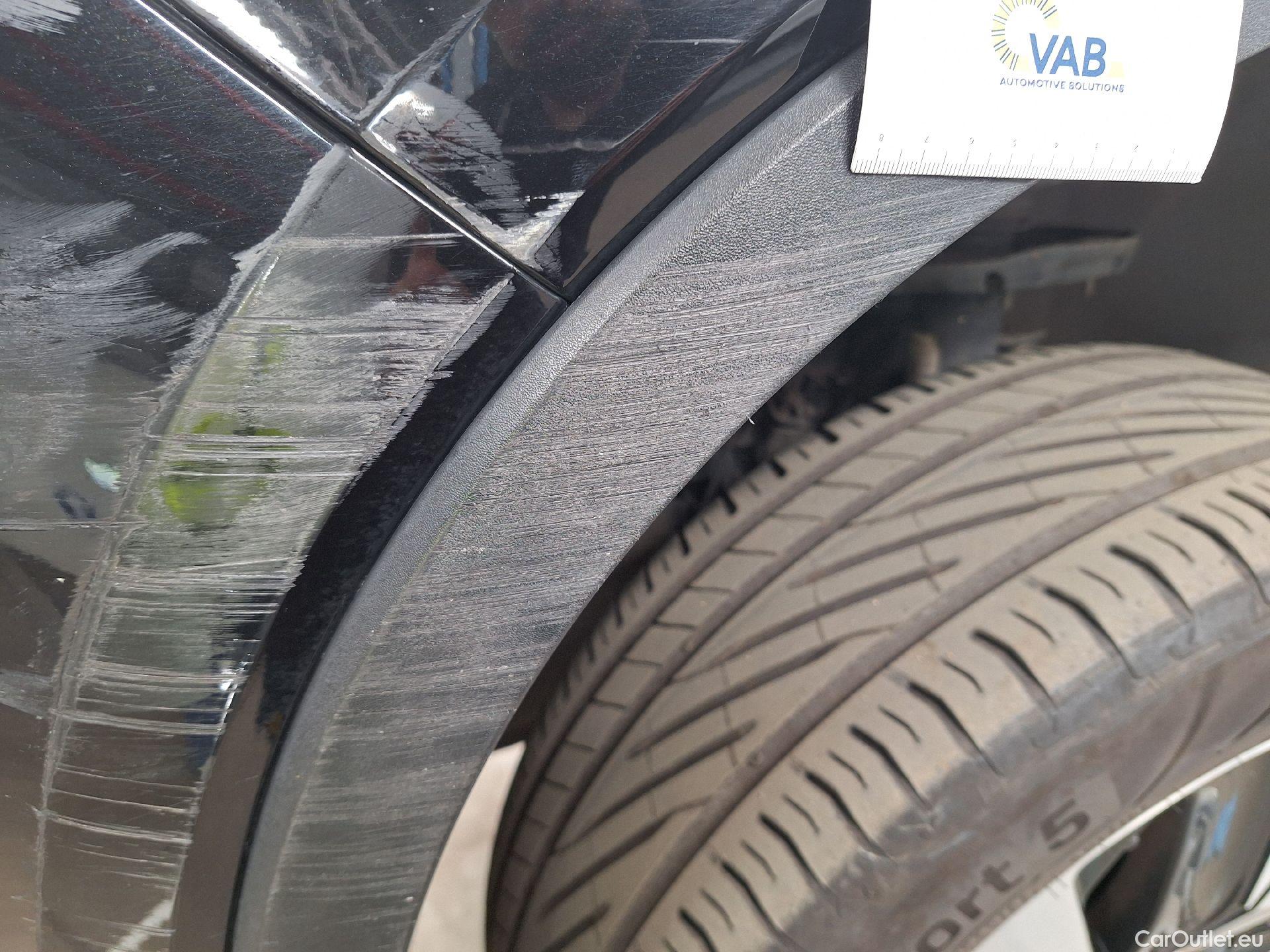  Volvo  XC 40 Volvo, XC40 '17, Volvo XC40 T4 Recharge Geartronic Inscription Expr #37