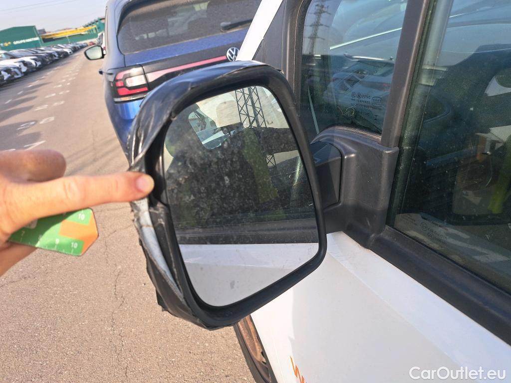  Citroen  Berlingo CITROEN  / 2018 / 5P / furgón derivado de turismo Doble Cab. Talla XL BlueHDi 100 CONTROL #3