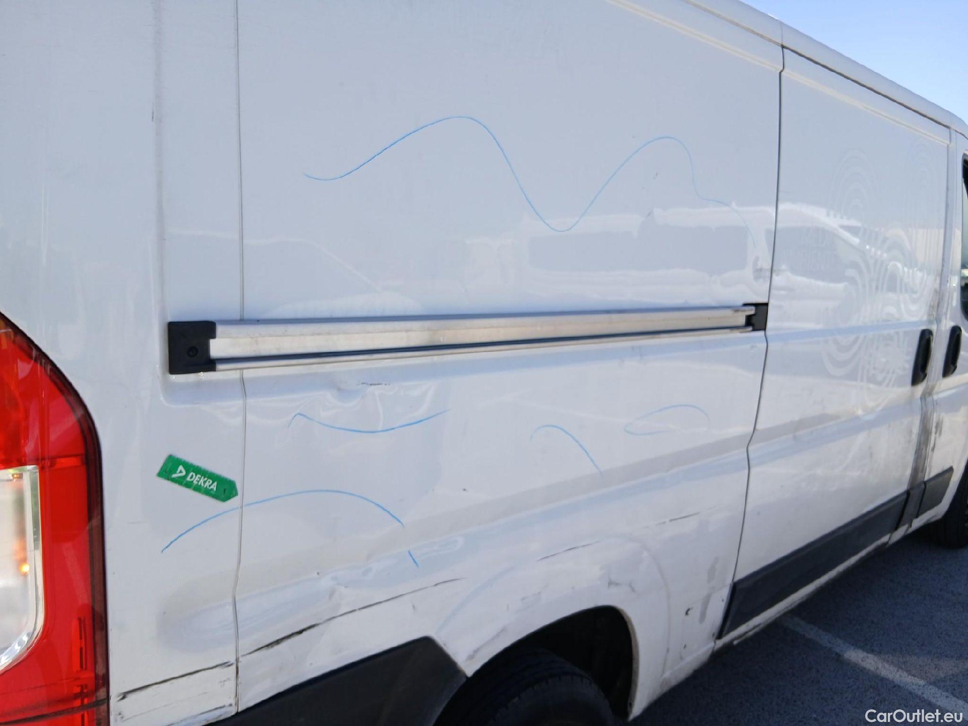  Fiat  Ducato FIAT  / 2014 / 4P / furgón Furgón 35 Medio 100kW Natural Power #47