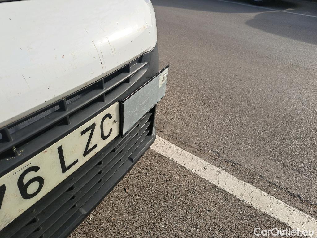  Citroen  Berlingo CITROEN  / 2018 / 5P / furgón derivado de turismo Doble Cab. Talla XL BlueHDi 100 CONTROL #57