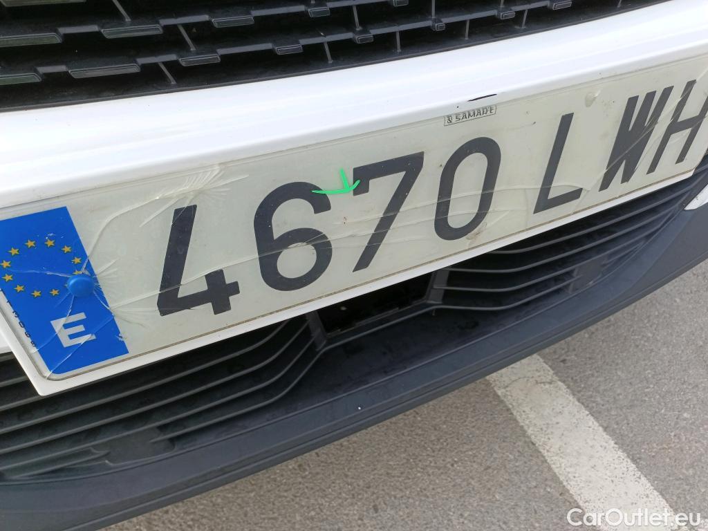  Peugeot  2008 PEUGEOT  / 2019 / 5P / todoterreno Active Pack BlueHDI 81kW (110CV) #26