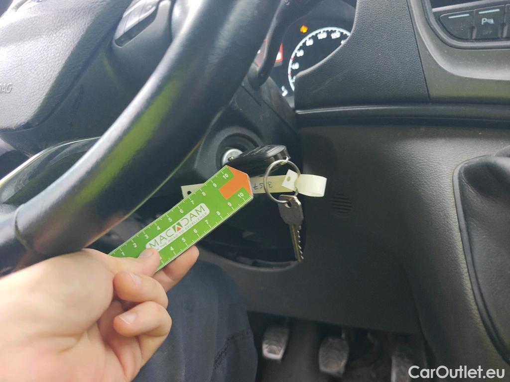  Ford  Transit FORD  / 2013 / 4P / furgón 350 96kW L3H2 Van Trend FWD HD #18