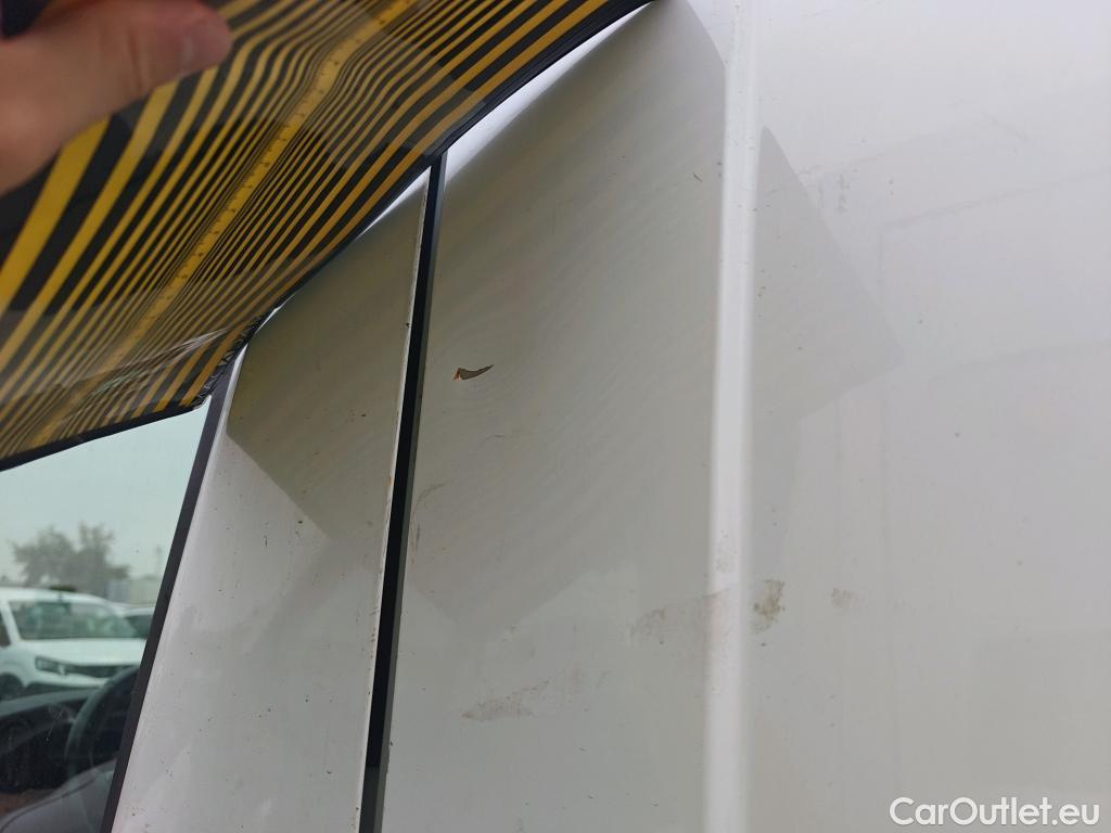  Ford  Transit FORD  / 2013 / 4P / furgón 350 96kW L3H2 Van Trend FWD HD #32