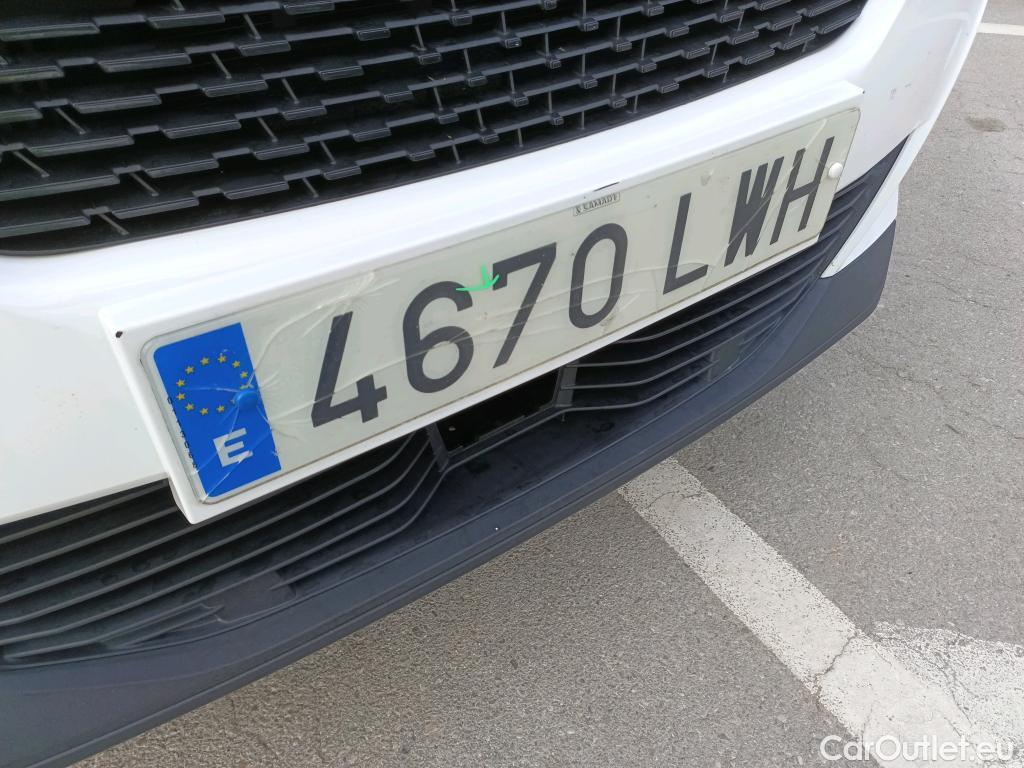  Peugeot  2008 PEUGEOT  / 2019 / 5P / todoterreno Active Pack BlueHDI 81kW (110CV) #25