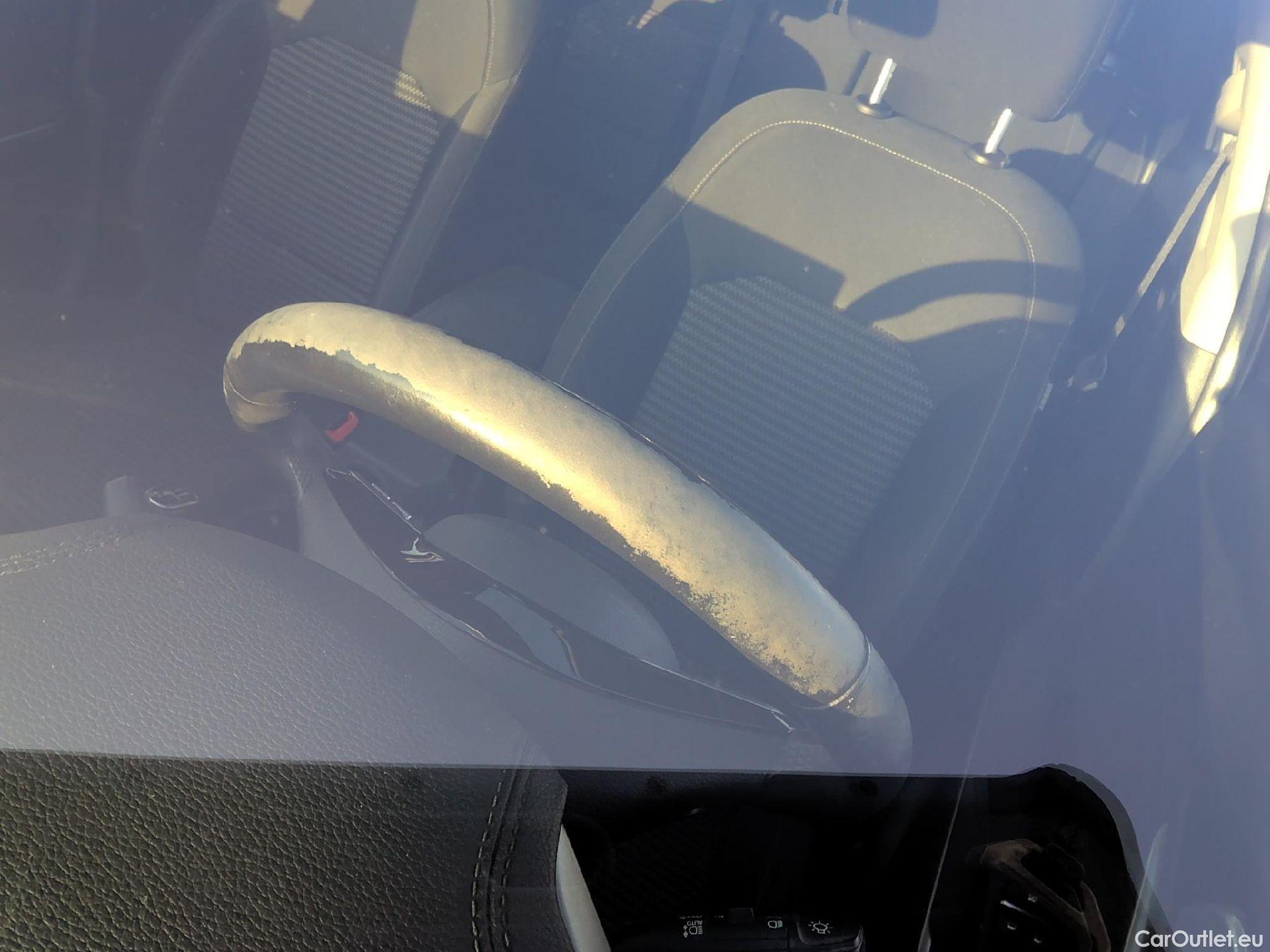  KIA  XCeed KIA  / 2019 / 5P / todoterreno 1.0 T-GDi Drive 88kW (120CV) #40