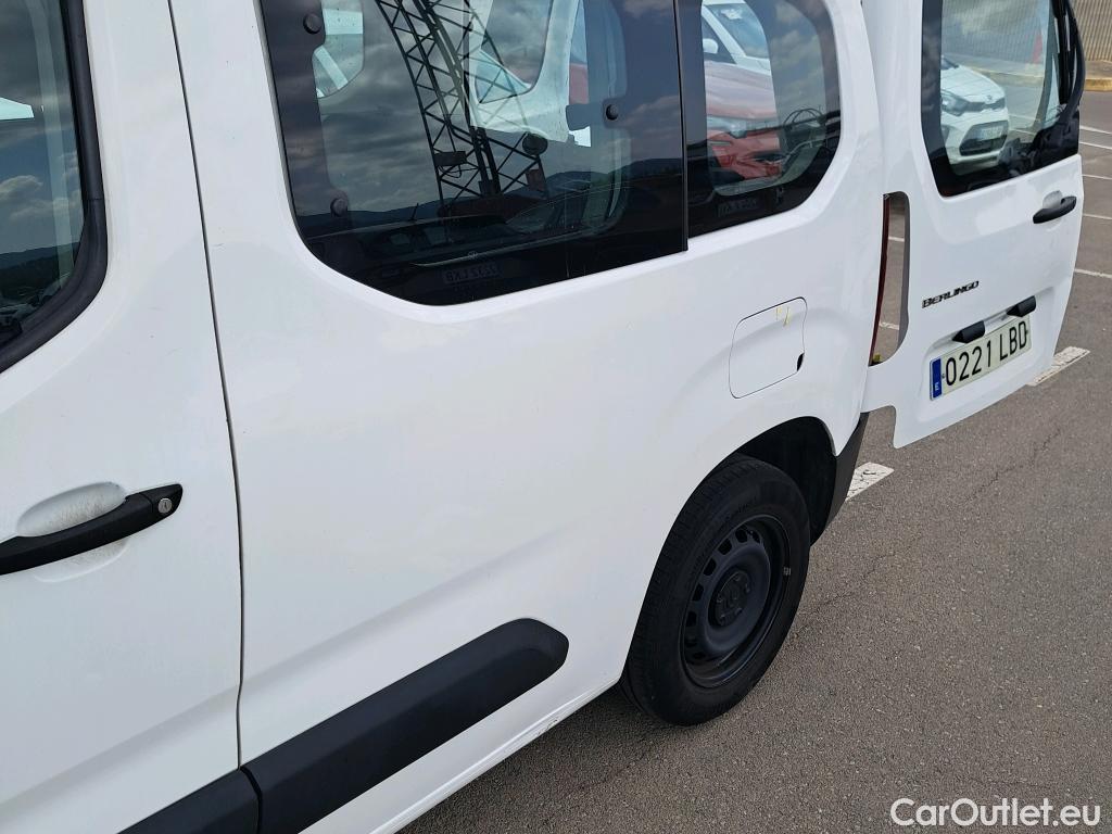  Citroen  Berlingo CITROEN  / 2018 / 4P / combi Talla M BlueHDi 100 LIVE (AC) #5