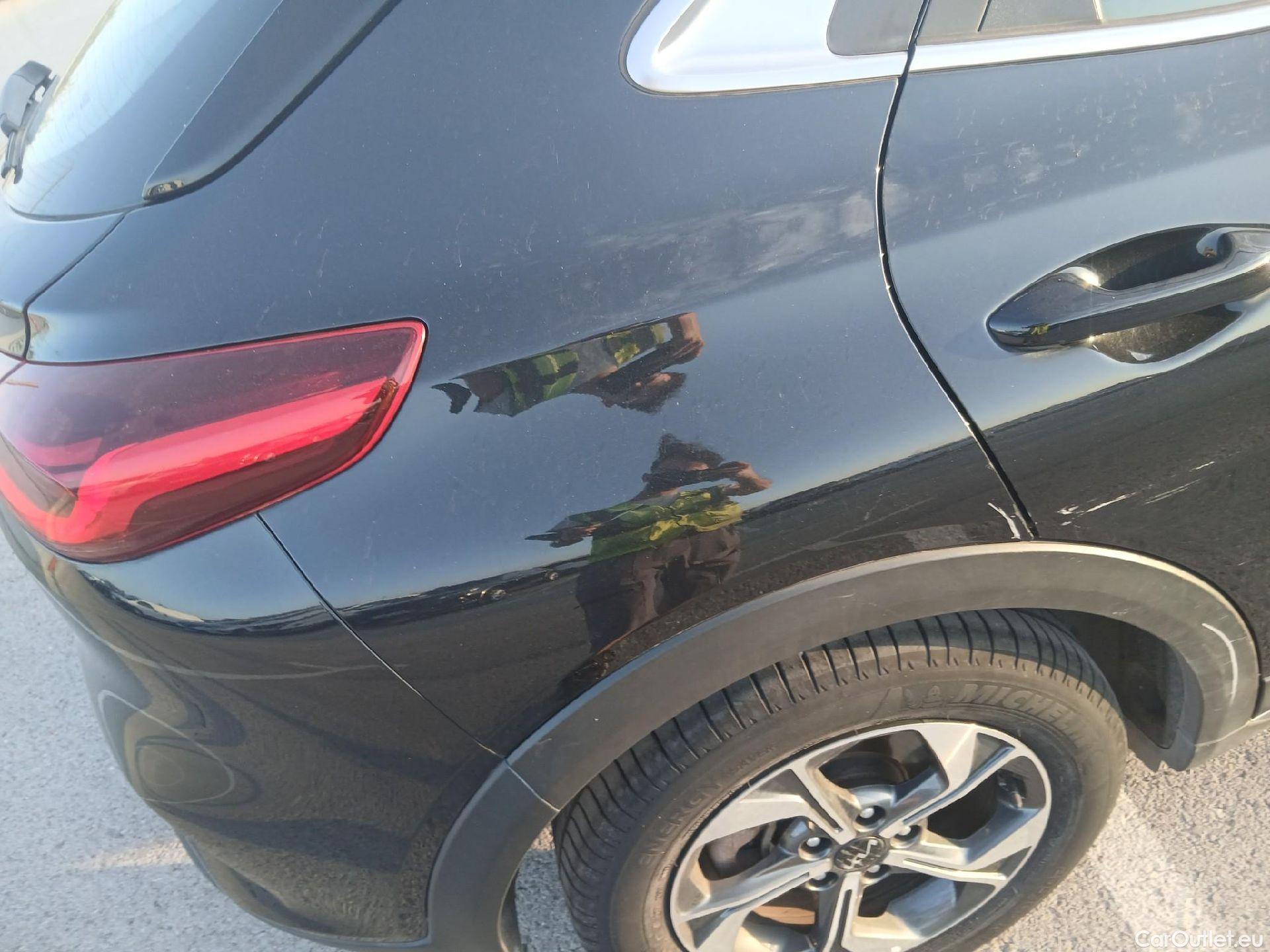  KIA  XCeed KIA  / 2019 / 5P / todoterreno 1.0 T-GDi Drive 88kW (120CV) #29