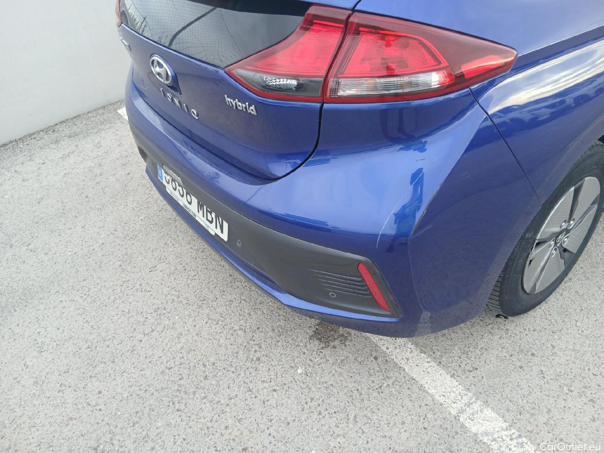  Hyundai   Ioniq HYUNDAI / 2019 / 5P / berlina con portón 1.6 GDI HEV Klass DCT #31