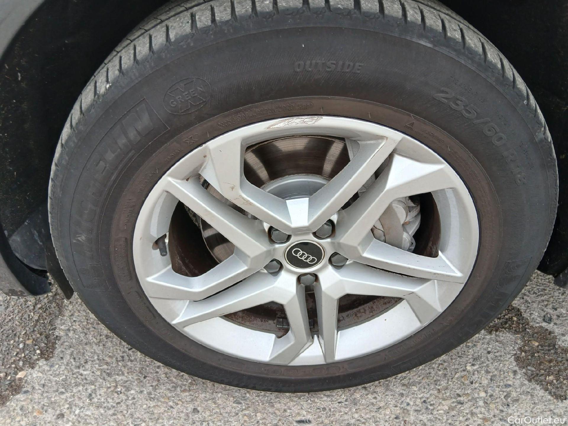  Audi  Q5 AUDI  / 2020 / 5P / todoterreno Advanced 35 TDI 120kW S tronic (AC2) #10