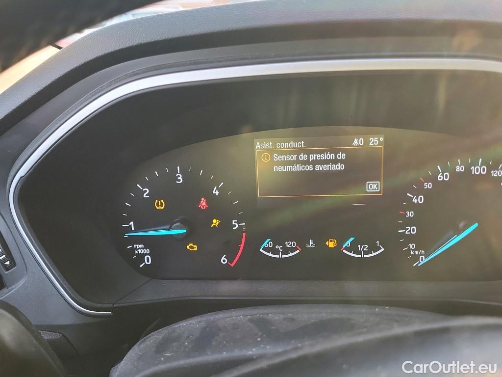  Ford  Focus FORD  / 2018 / 5P / familiar 1.5 Ecoblue 88kW Trend+ SB #16