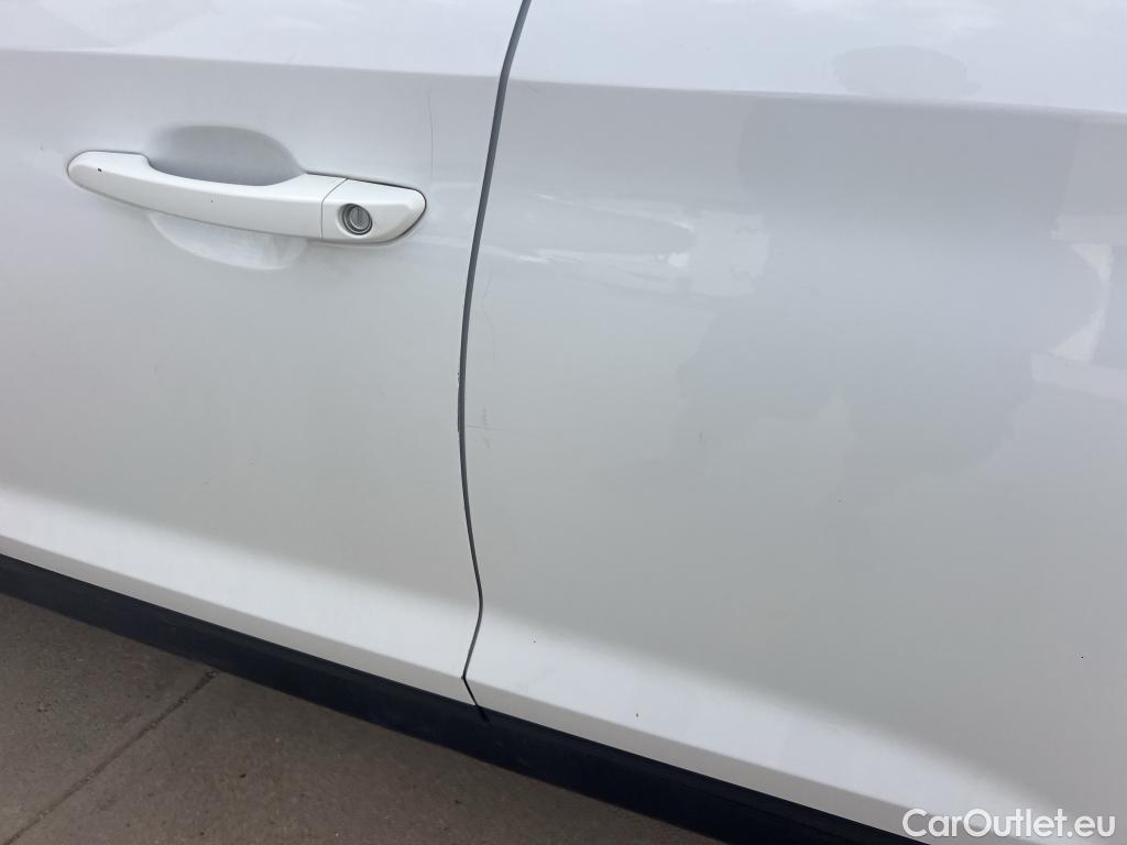  Hyundai  Tucson HYUNDAI  / 2018 / 5P / todoterreno 1.6 CRDI 85kW (116CV) 48V SLE 4X2(SP)(SL) #7