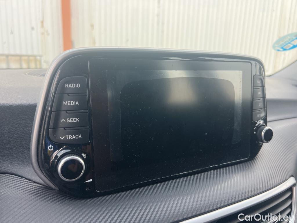  Hyundai  Tucson HYUNDAI  / 2018 / 5P / todoterreno 1.6 CRDI 85kW (116CV) 48V SLE 4X2(SP)(SL) #28