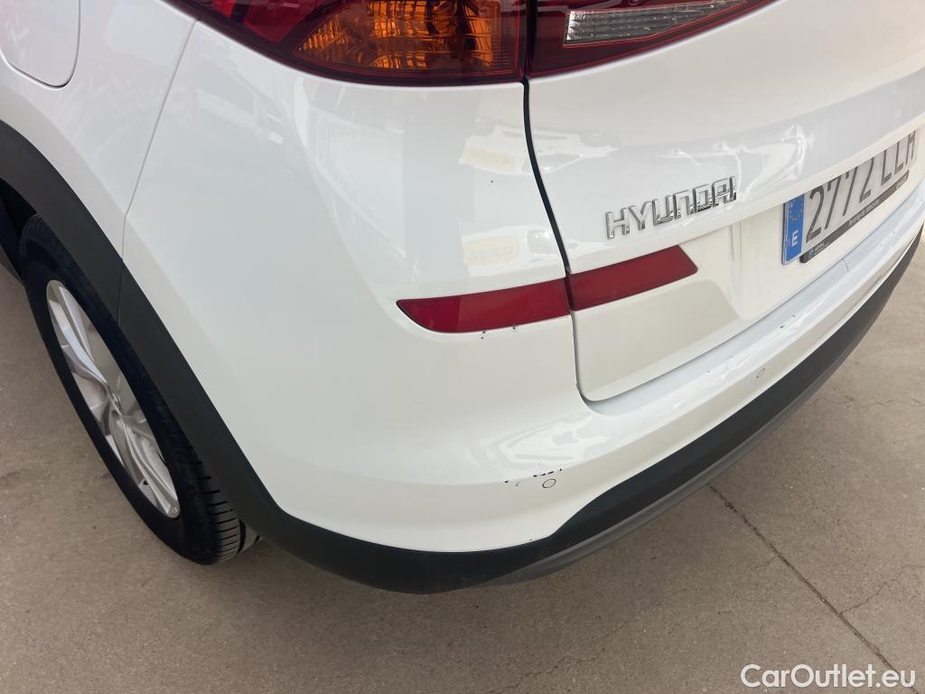  Hyundai  Tucson HYUNDAI  / 2018 / 5P / todoterreno 1.6 CRDI 85kW (116CV) 48V SLE 4X2(SP)(SL) #25