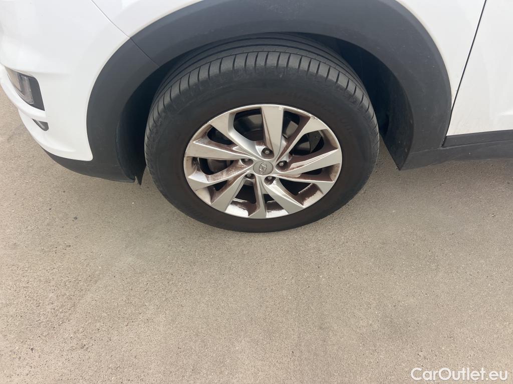  Hyundai  Tucson HYUNDAI  / 2018 / 5P / todoterreno 1.6 CRDI 85kW (116CV) 48V SLE 4X2(SP)(SL) #12