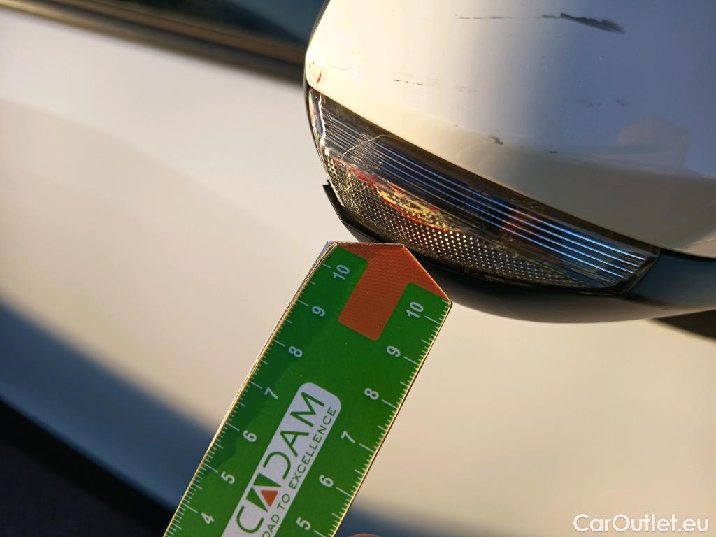  Toyota  Yaris Cross TOYOTA  / 2021 / 5P / todoterreno 1.5 120H Business Plus #26