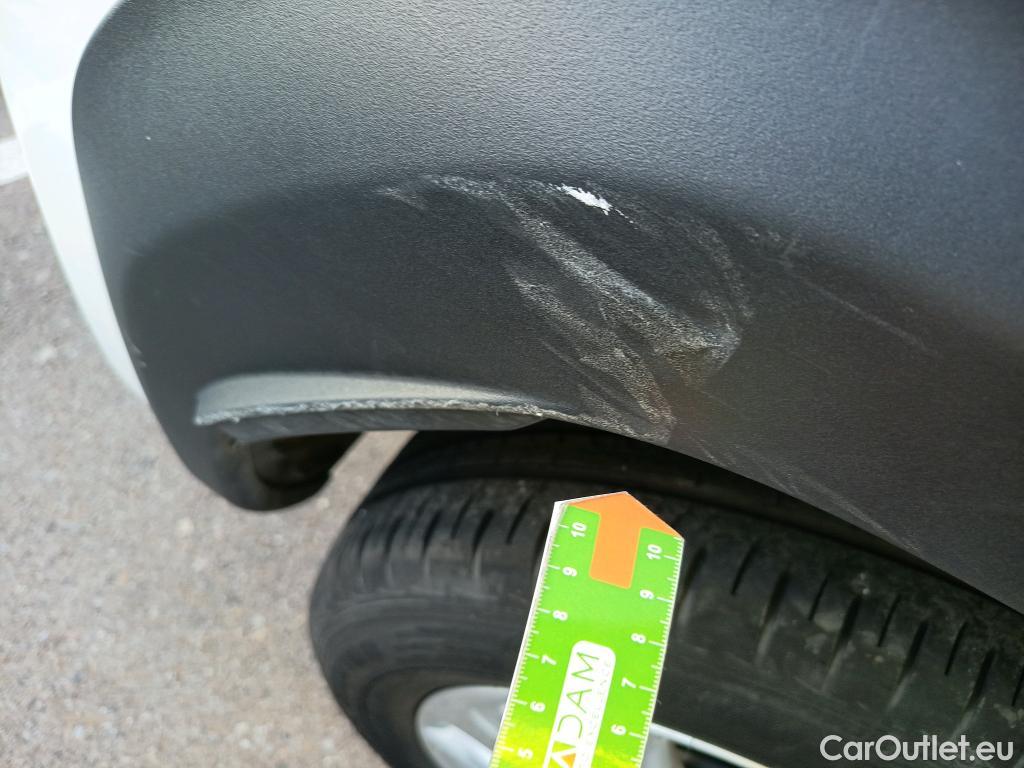  Toyota  Yaris Cross TOYOTA  / 2021 / 5P / todoterreno 1.5 120H Business Plus #24