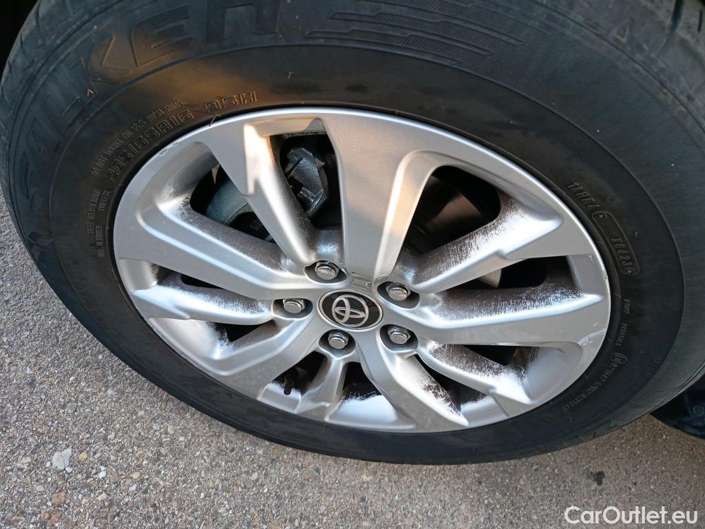  Toyota  Yaris Cross TOYOTA  / 2021 / 5P / todoterreno 1.5 120H Business Plus #7