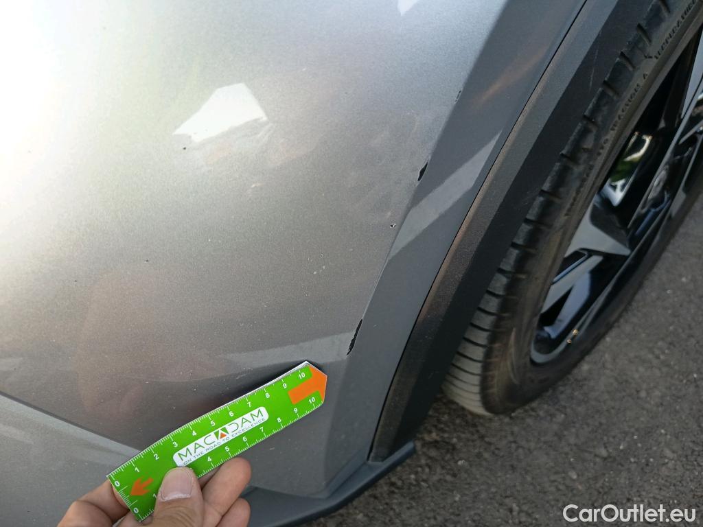  Toyota  C-HR TOYOTA  / 2019 / 5P / todoterreno 2.0 180H Advance #25